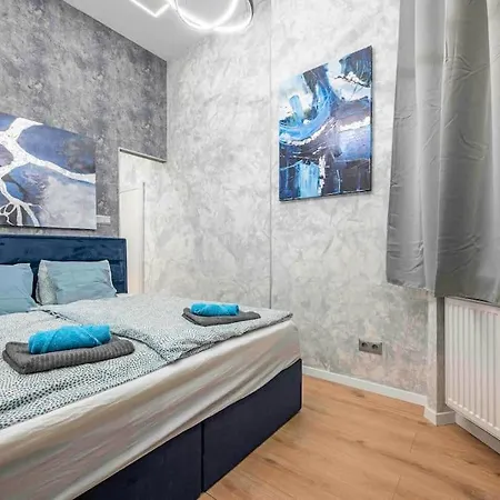 Exclusive Downtown With Ac Apartment *