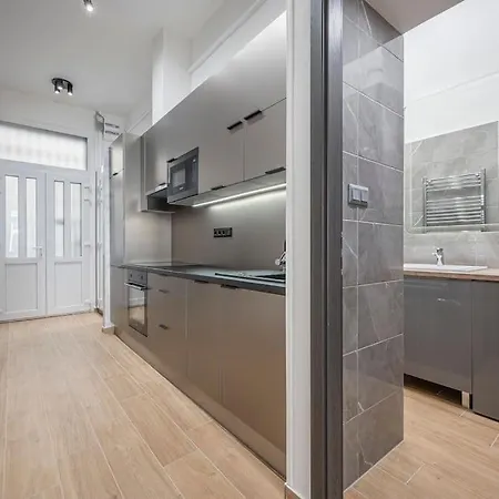 Exclusive Downtown With Ac Appartement